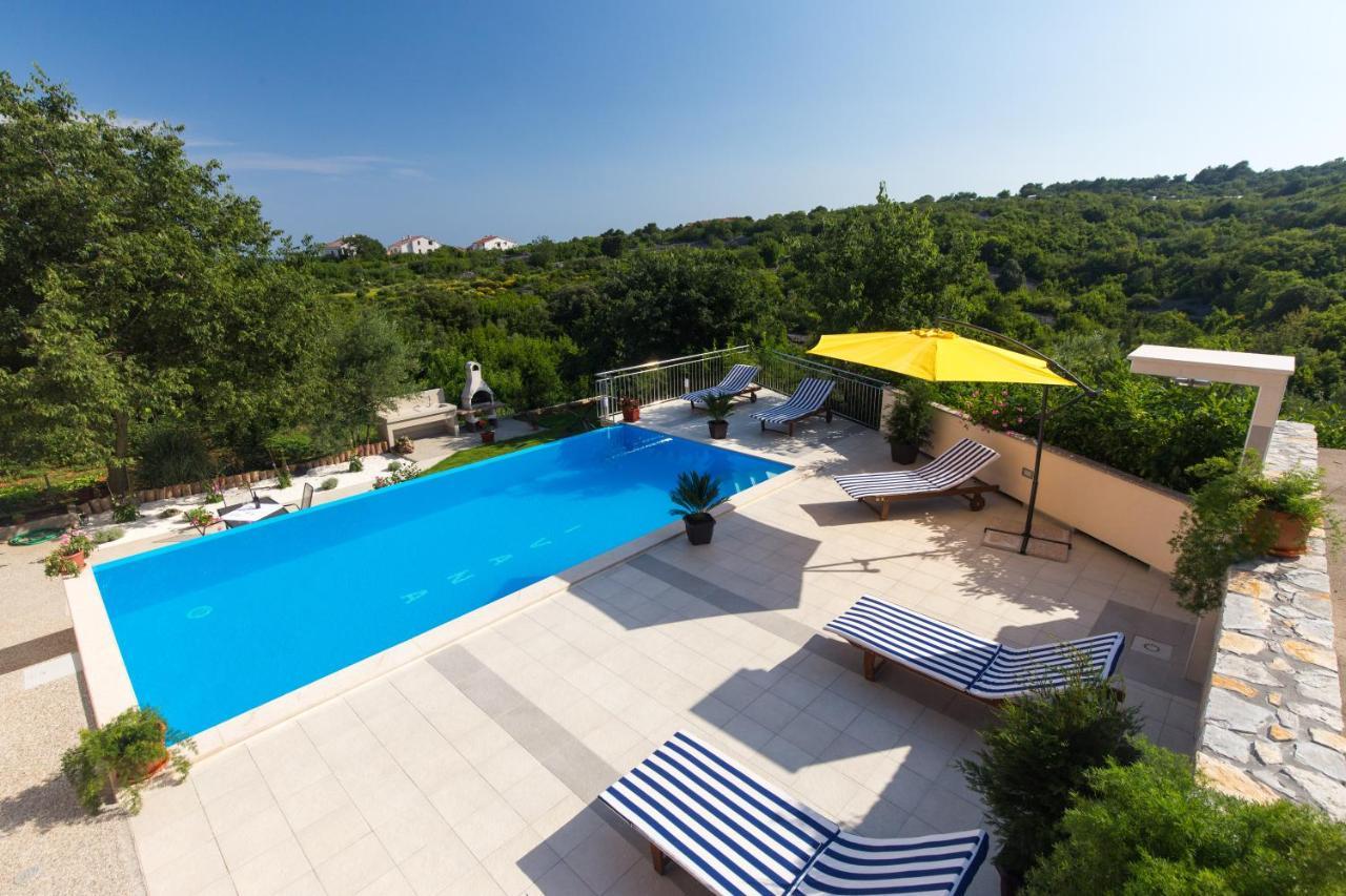 Apartments With Pool Ivana Krk Крк Экстерьер фото