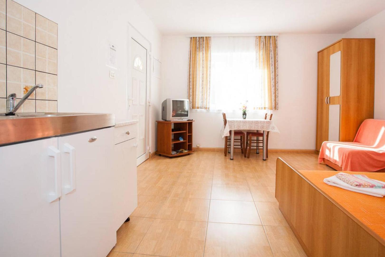 Apartments With Pool Ivana Krk Крк Экстерьер фото